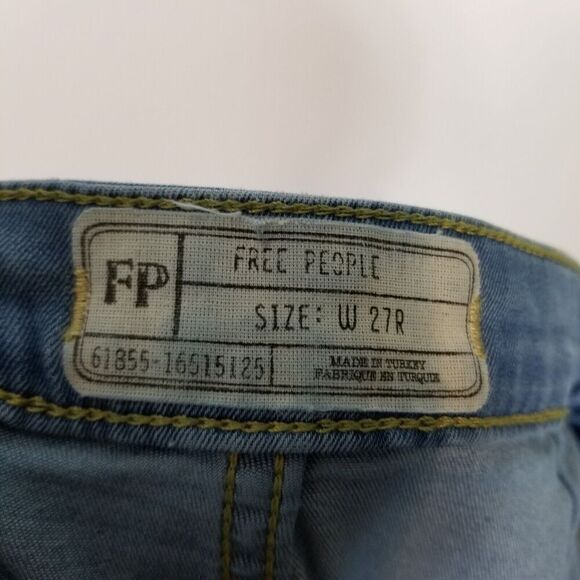 Free People We The Free Just Float On Flare Jeans Sz 27 R Blue Boho Festival - Picture 7 of 8